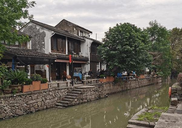 标晚：富勒姆考虑租借乔恩-科尔多巴，包括夏窗700万镑购买选择权